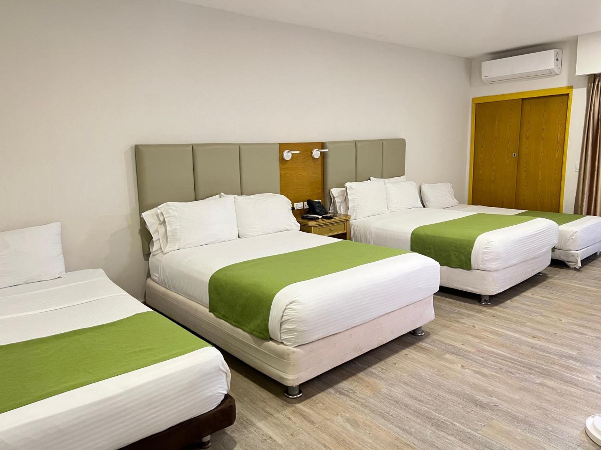 Hotel American Golf Barranquilla  Buitenkant foto